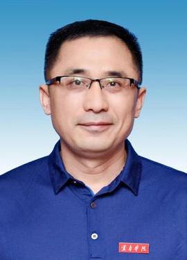 易斌